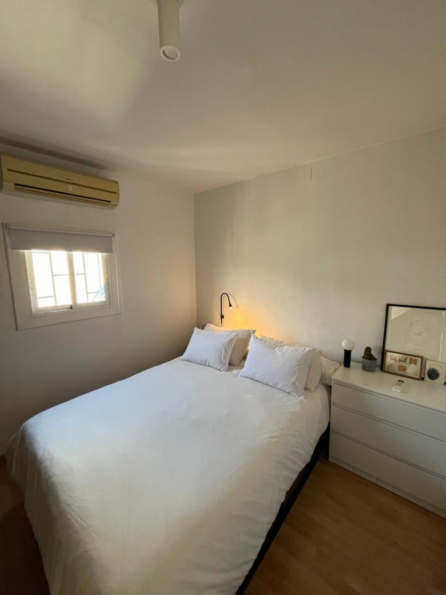 Apartamento R Apartment Barcelona Luaran gambar